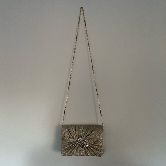Champagne Gold Crossbody/Clutch - Picture 2 of 10